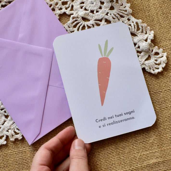 Carota - Cartolina illustrata con frase motivazionale - collezione Country